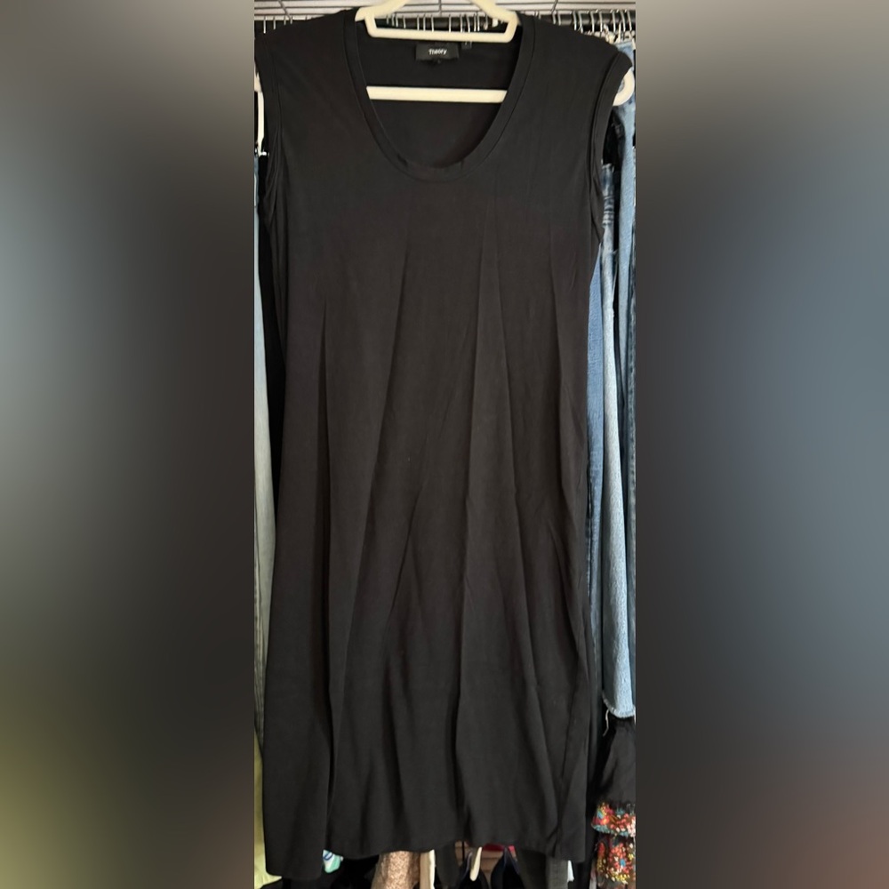 Theory black dress M